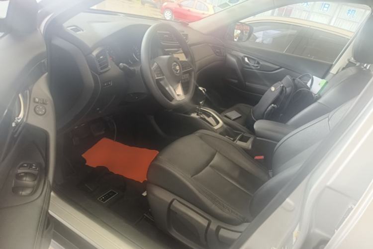 Used Nissan X-Trail 2017 2.0L CVT Comfort Edition 2WD Left Front Seat