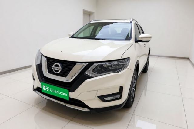 Używany Nissan X-Trail 2017 2.0L CVT Comfort Edition 2WD