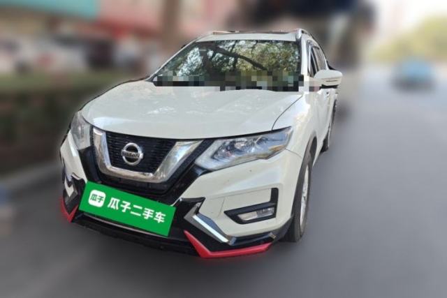 Nissan X-Trail 2017 2.0L CVT Comfort Edition 2WD с пробегом