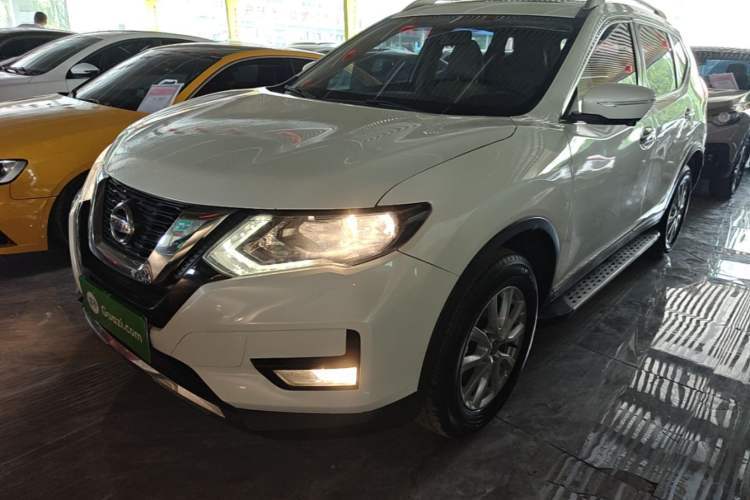 Used Nissan X-Trail 2017 2.0L CVT Comfort Edition 2WD Guazi used car, China used car export, Used car for sale, Used  cars, Cheapest cars for sale