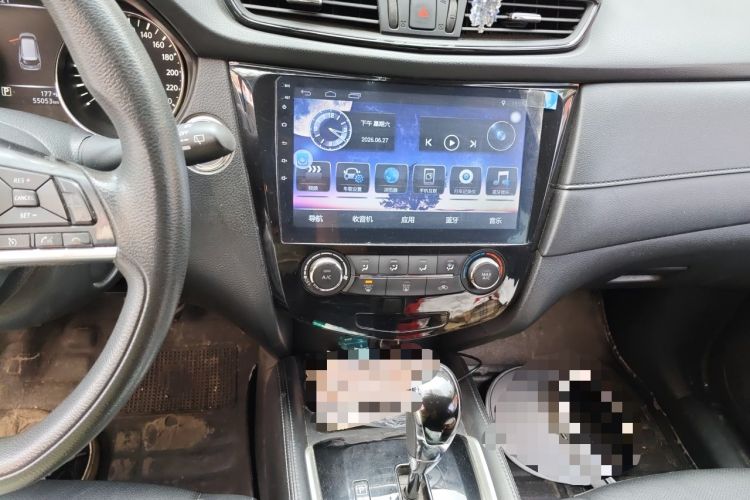 Used Nissan X-Trail 2017 2.0L CVT Comfort Edition 2WD Audio And AC Panel