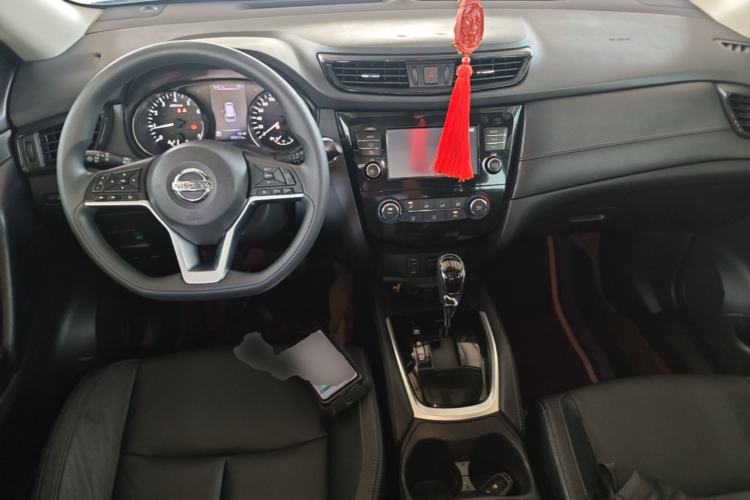 Used Nissan X-Trail 2017 2.0L CVT Comfort Edition 2WD Center Console