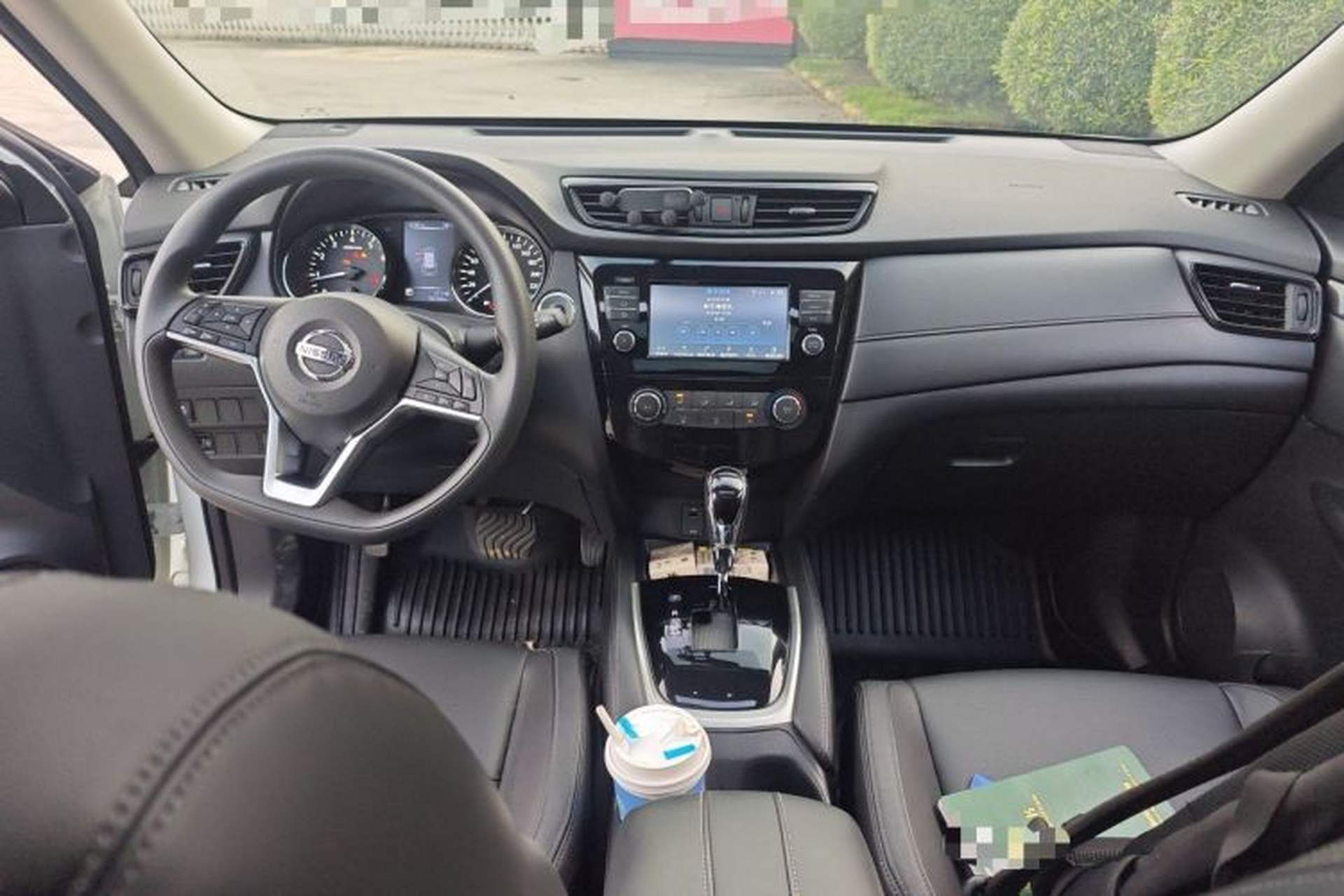 Used Nissan X-Trail 2017 2.0L CVT Comfort Edition 2WD Center Console