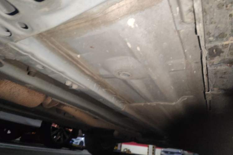 Used Nissan X-Trail 2017 2.0L CVT Comfort Edition 2WD Chassis Front Left