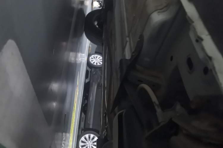 Used Nissan X-Trail 2017 2.0L CVT Comfort Edition 2WD Chassis Rear Left