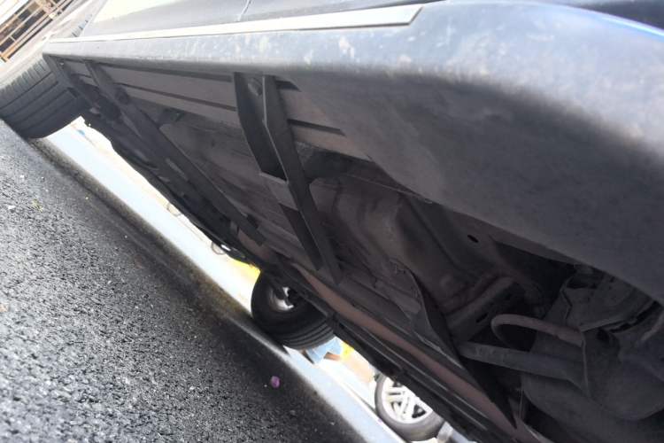 Used Nissan X-Trail 2017 2.0L CVT Comfort Edition 2WD Chassis Rear Left