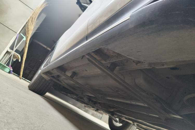 Used Nissan X-Trail 2017 2.0L CVT Comfort Edition 2WD Chassis Rear Left