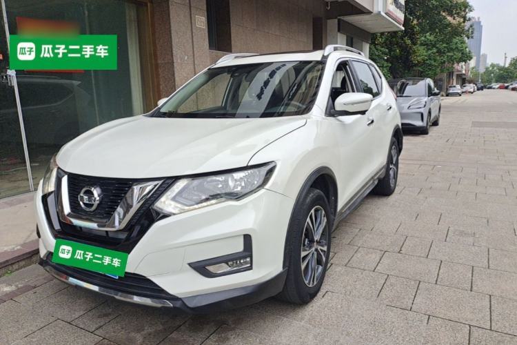 Used Nissan X-Trail 2017 2.5L CVT Luxury Edition 4WD Guazi used car, China used car export, Used car for sale, Used cars, Cheapest cars for sale