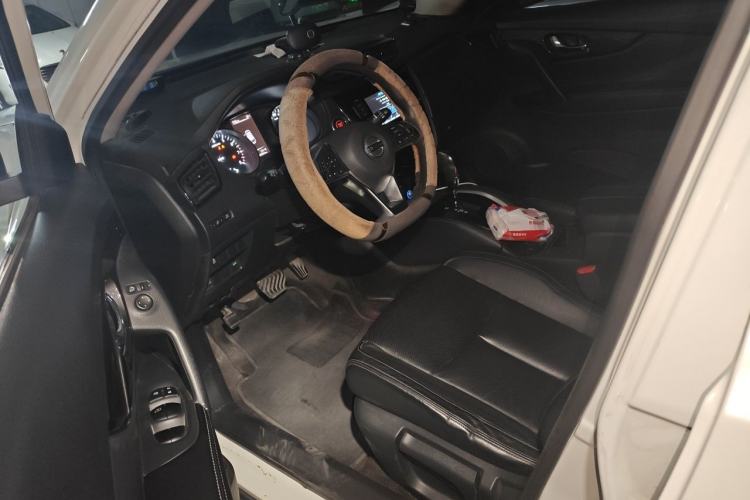 Used Nissan X-Trail 2017 2.0L CVT Comfort Edition 2WD Driver Seat