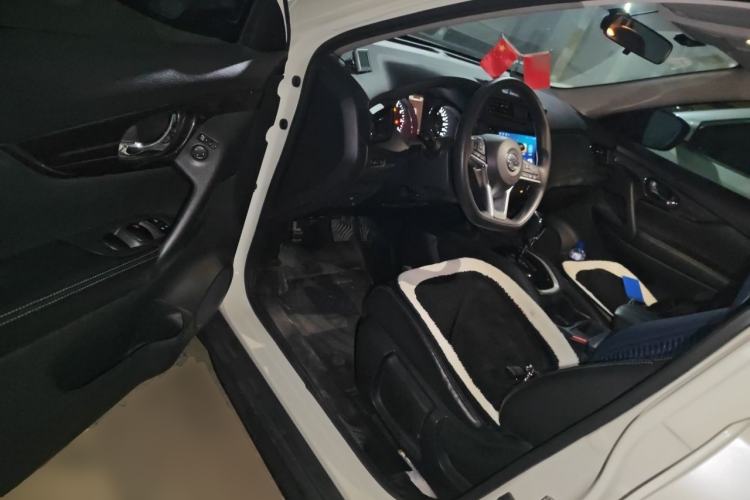 Used Nissan X-Trail 2017 2.0L CVT Comfort Edition 2WD Driver Seat