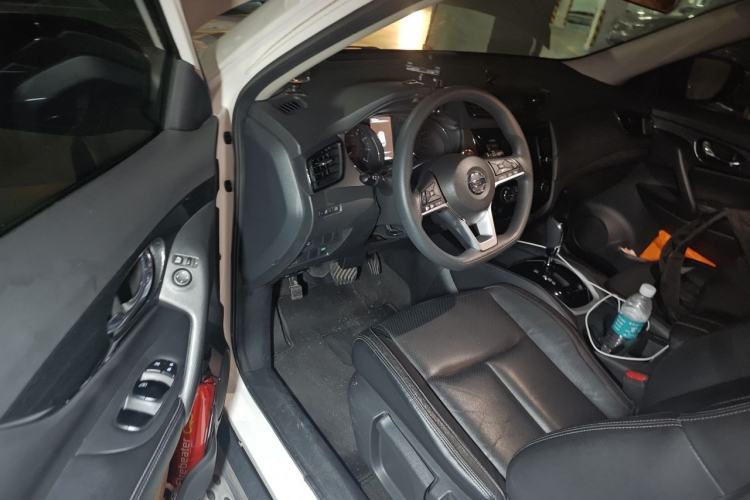 Used Nissan X-Trail 2017 2.0L CVT Comfort Edition 2WD Driver Seat