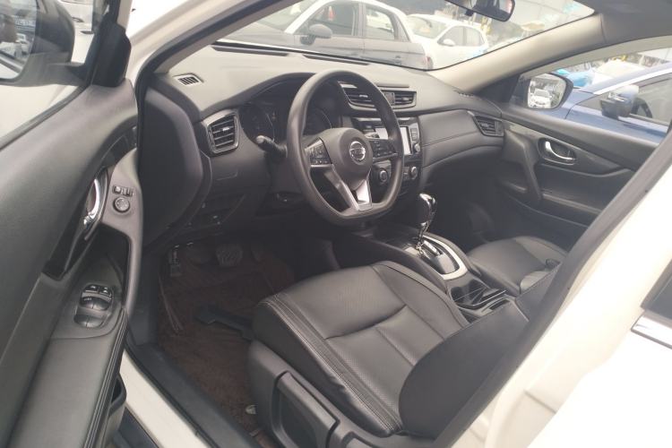 Used Nissan X-Trail 2017 2.0L CVT Comfort Edition 2WD Driver Seat
