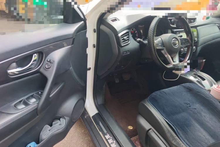 Used Nissan X-Trail 2017 2.0L CVT Comfort Edition 2WD Driver Seat