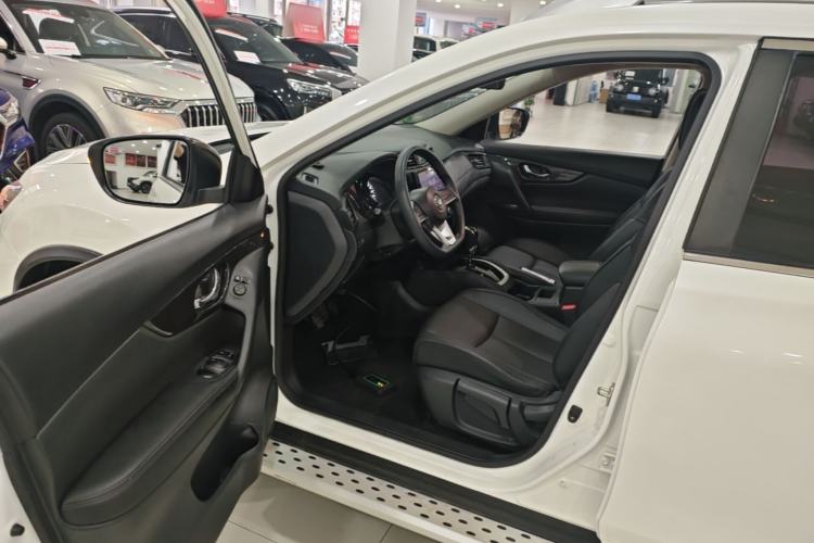 Used Nissan X-Trail 2017 2.0L CVT Comfort Edition 2WD Driver Seat