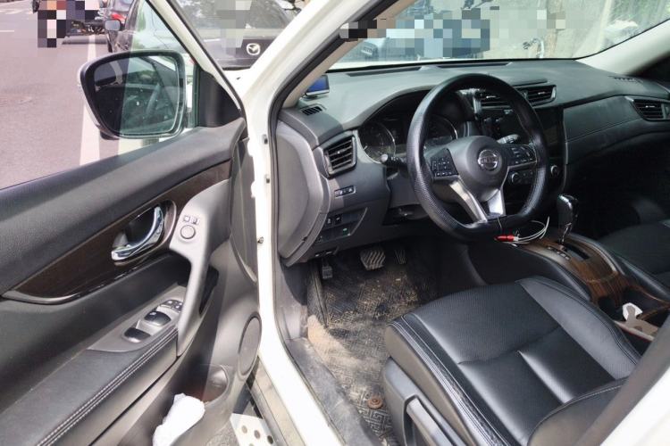 Used Nissan X-Trail 2017 2.0L CVT Comfort Edition 2WD Driver Seat