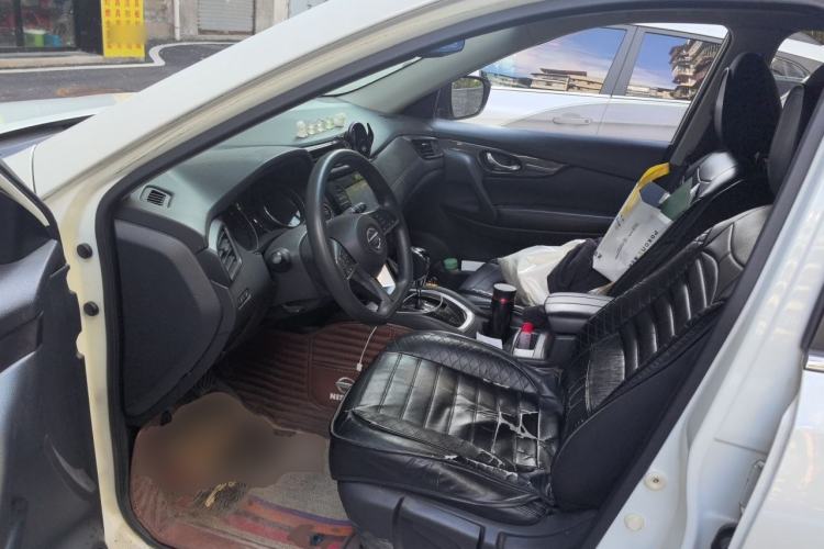 Used Nissan X-Trail 2017 2.0L CVT Comfort Edition 2WD Driver Seat