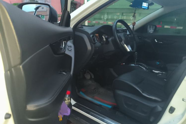 Used Nissan X-Trail 2017 2.5L CVT Luxury Edition 4WD Driver Seat