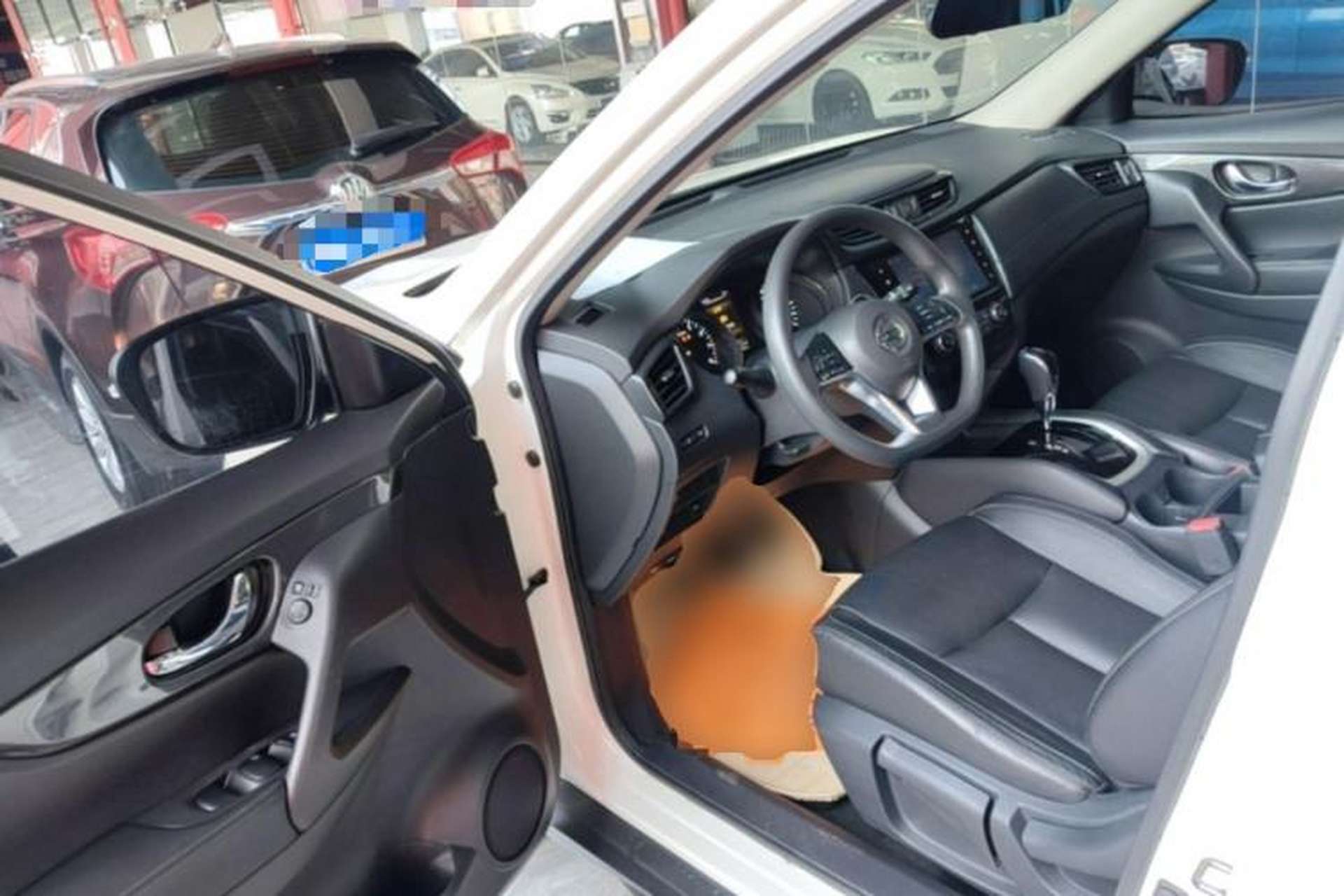 Used Nissan X-Trail 2017 2.0L CVT Comfort Edition 2WD Driver Seat