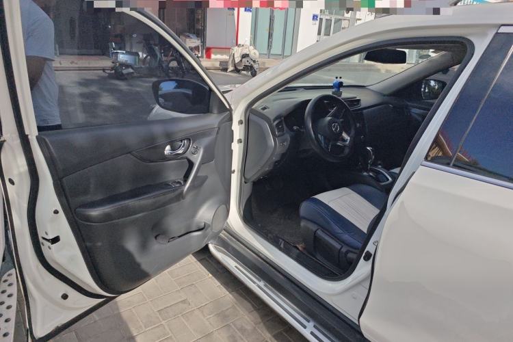 Used Nissan X-Trail 2017 2.0L CVT Comfort Edition 2WD Driver Seat