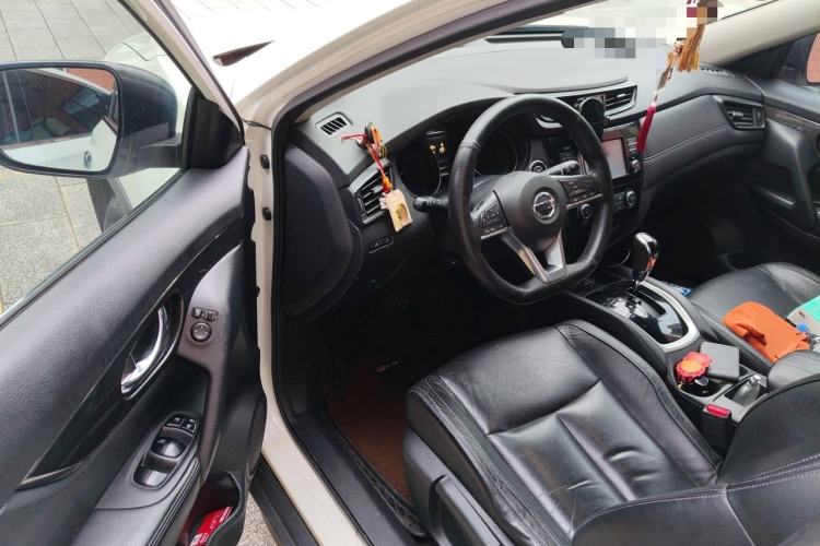 Used Nissan X-Trail 2017 2.0L CVT Comfort Edition 2WD Driver Seat