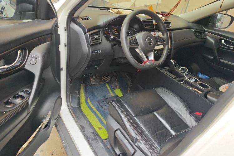 Used Nissan X-Trail 2017 2.0L CVT Comfort Edition 2WD Driver Seat