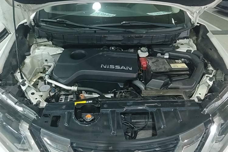 Used Nissan X-Trail 2017 2.5L CVT Luxury Edition 4WD Engine Bay