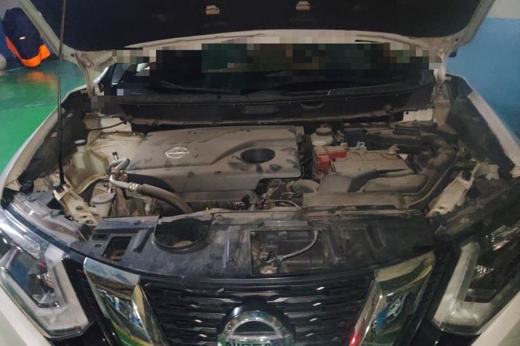 Used Nissan X-Trail 2017 2.0L CVT Comfort Edition 2WD Engine Bay