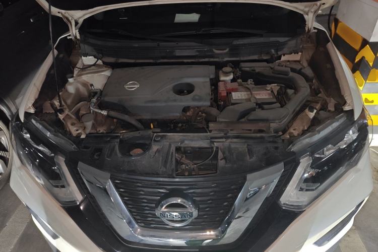 Used Nissan X-Trail 2017 2.0L CVT Comfort Edition 2WD Engine Bay