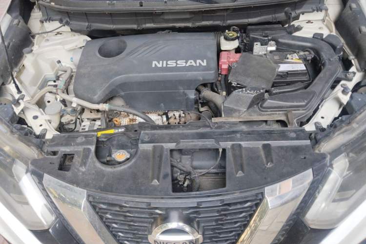 Used Nissan X-Trail 2017 2.5L CVT Luxury Edition 4WD Engine Bay