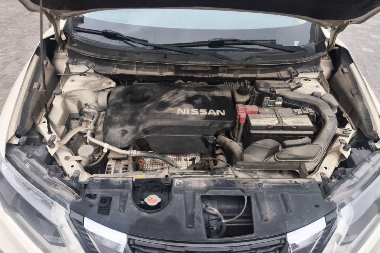 Used Nissan X-Trail 2017 2.5L CVT Luxury Edition 4WD Engine Bay