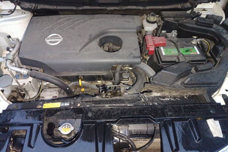 Used Nissan X-Trail 2017 2.0L CVT Comfort Edition 2WD Engine Bay