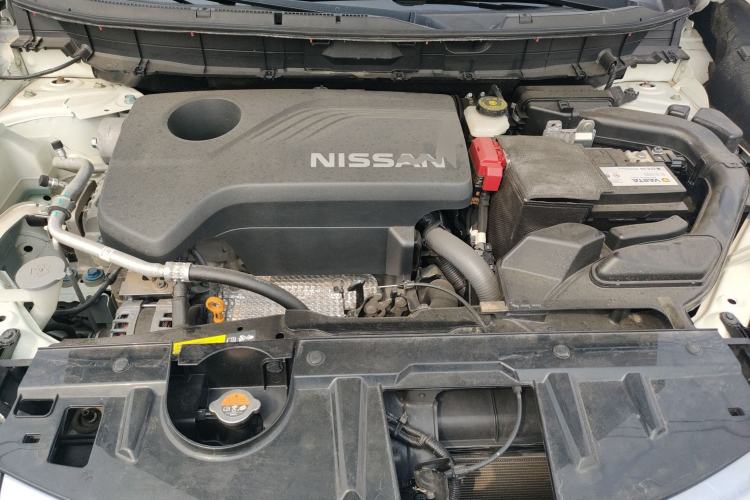 Used Nissan X-Trail 2017 2.5L CVT Luxury Edition 4WD Engine Bay