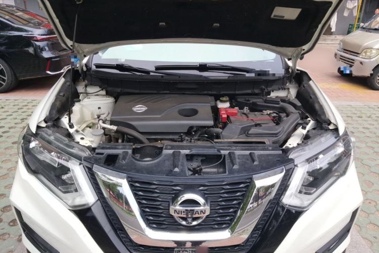 Used Nissan X-Trail 2017 2.0L CVT Comfort Edition 2WD Engine Bay