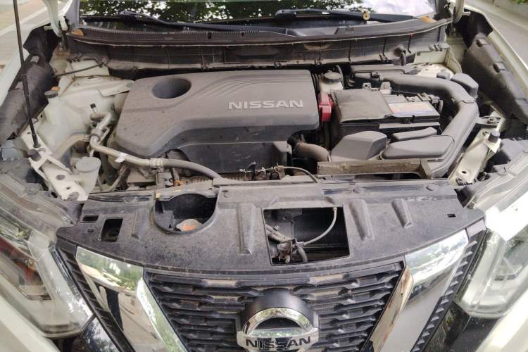 Used Nissan X-Trail 2017 2.5L CVT Luxury Edition 4WD Engine Bay
