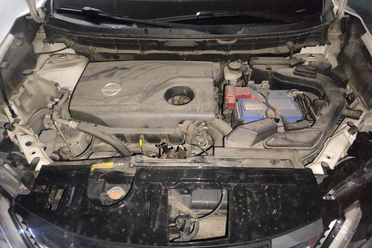 Used Nissan X-Trail 2017 2.0L CVT Comfort Edition 2WD Engine Bay