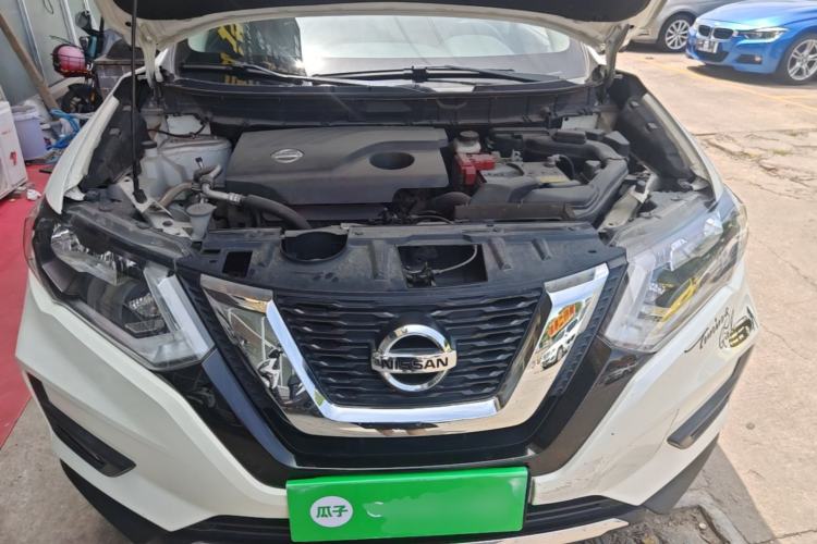 Used Nissan X-Trail 2017 2.0L CVT Comfort Edition 2WD Engine Bay