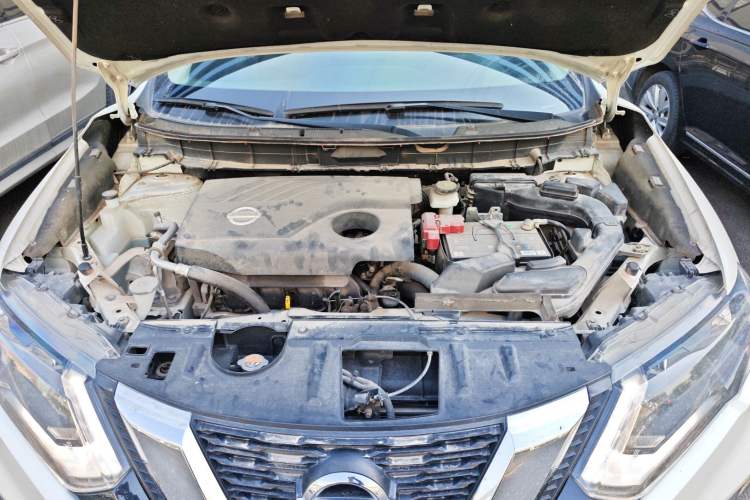 Used Nissan X-Trail 2017 2.0L CVT Comfort Edition 2WD Engine Bay