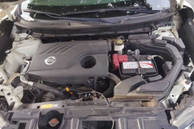 Used Nissan X-Trail 2017 2.0L CVT Comfort Edition 2WD Engine Bay