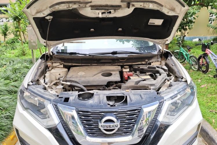 Used Nissan X-Trail 2017 2.0L CVT Comfort Edition 2WD Engine Bay
