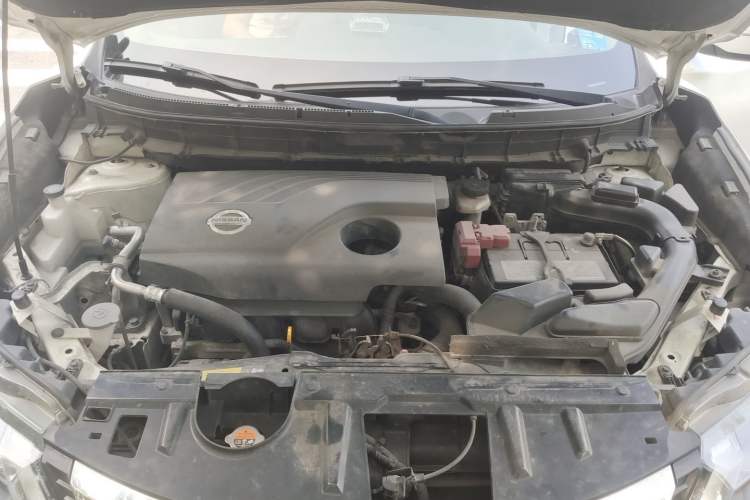 Used Nissan X-Trail 2017 2.0L CVT Comfort Edition 2WD Engine Bay