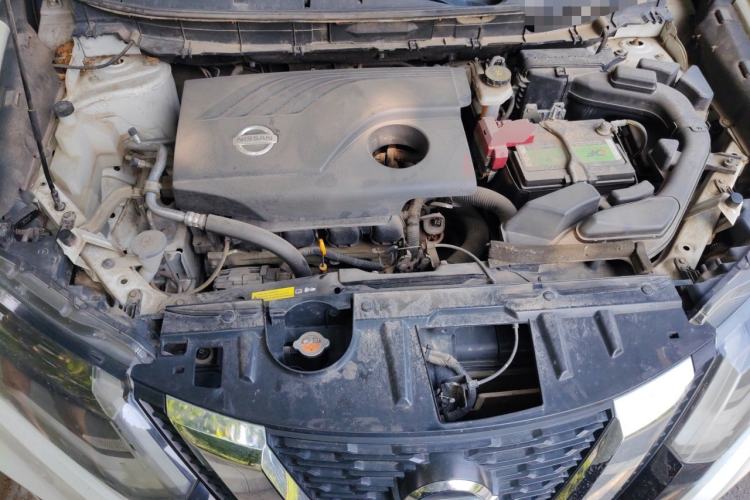 Used Nissan X-Trail 2017 2.0L CVT Comfort Edition 2WD Engine Bay