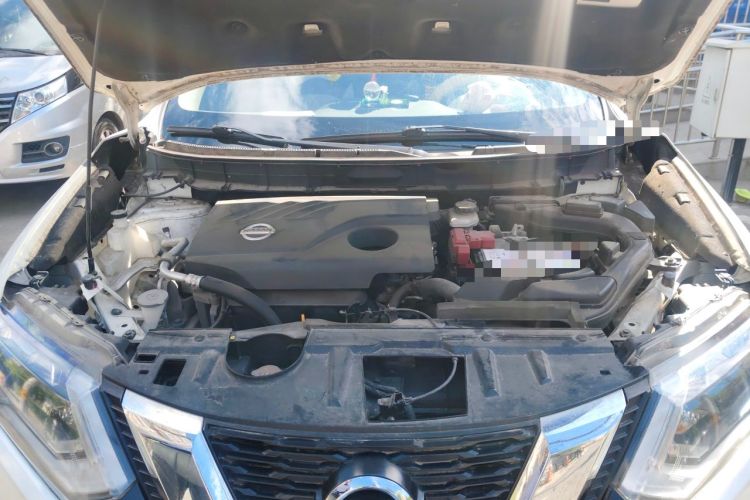 Used Nissan X-Trail 2017 2.0L CVT Comfort Edition 2WD Engine Bay