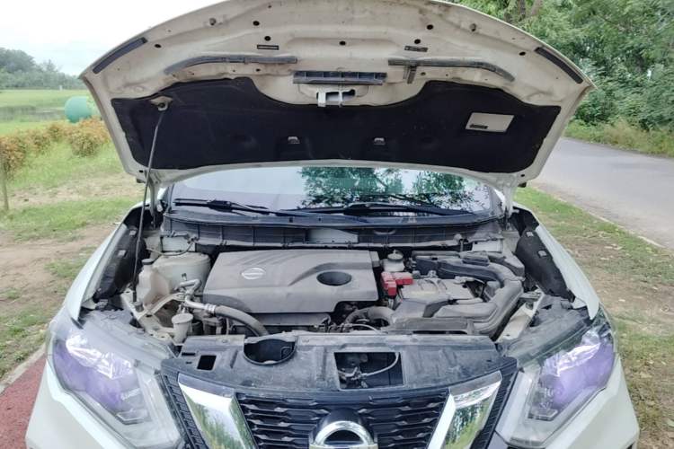 Used Nissan X-Trail 2017 2.0L CVT Comfort Edition 2WD Engine Bay