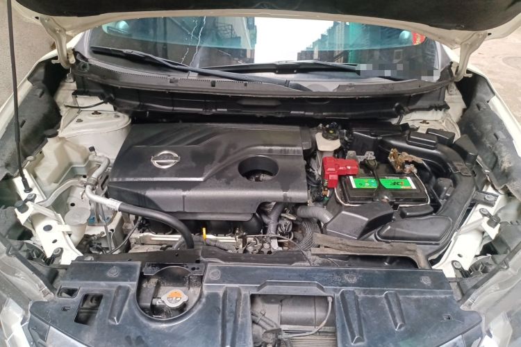 Used Nissan X-Trail 2017 2.0L CVT Comfort Edition 2WD Engine Bay