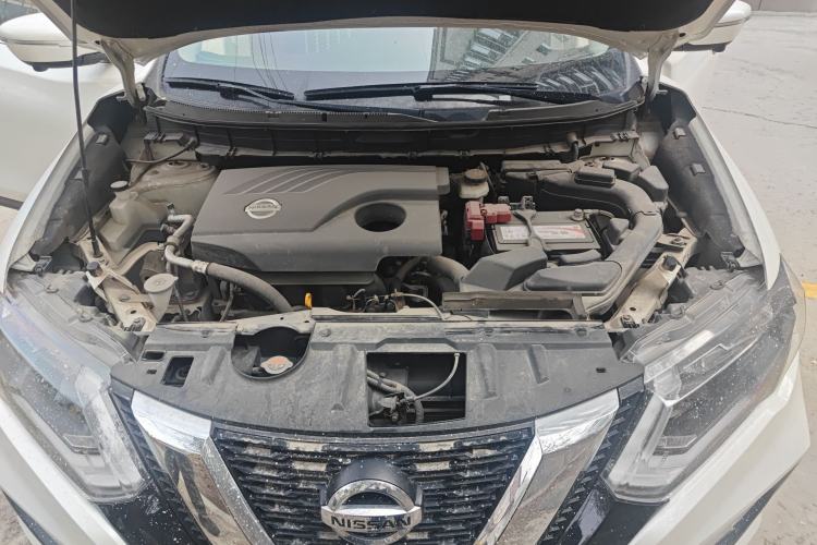 Used Nissan X-Trail 2017 2.0L CVT Comfort Edition 2WD Engine Bay
