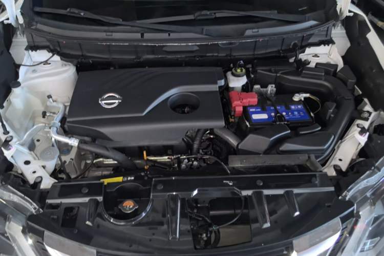 Used Nissan X-Trail 2017 2.0L CVT Comfort Edition 2WD Engine Bay