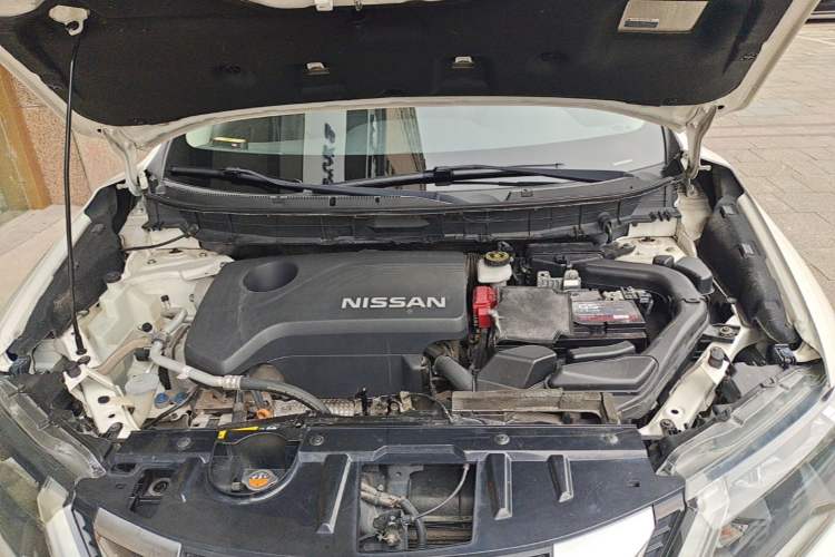 Used Nissan X-Trail 2017 2.5L CVT Luxury Edition 4WD Engine Bay