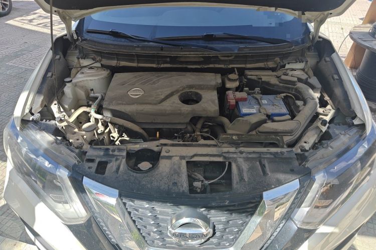 Used Nissan X-Trail 2017 2.0L CVT Comfort Edition 2WD Engine Bay