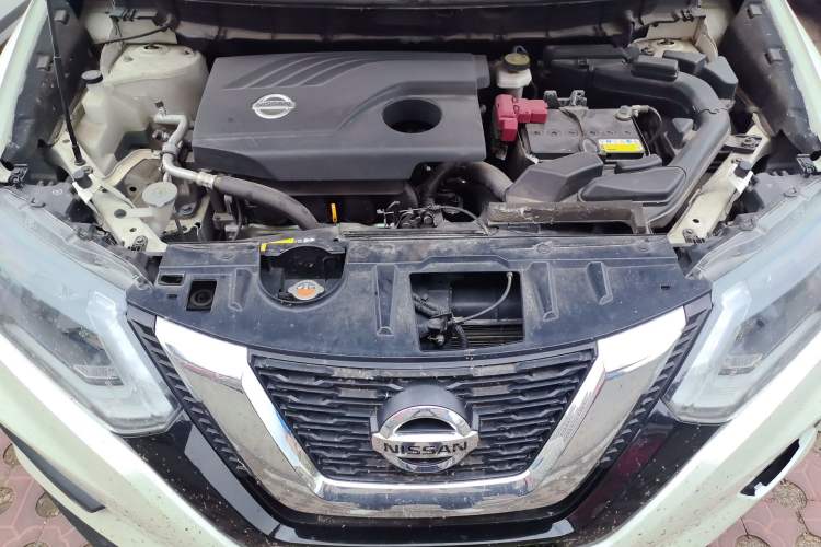 Used Nissan X-Trail 2017 2.0L CVT Comfort Edition 2WD Engine Bay