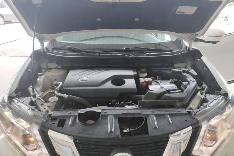 Used Nissan X-Trail 2017 2.0L CVT Comfort Edition 2WD Engine Bay